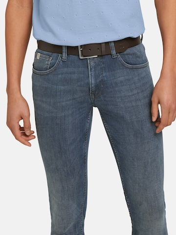 TOM TAILOR DENIMRemen - smeđa boja: prednji dio