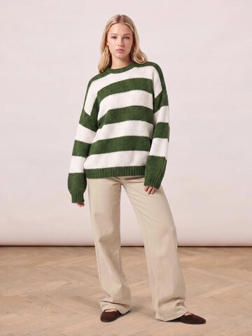noar studios Pullover in Grün