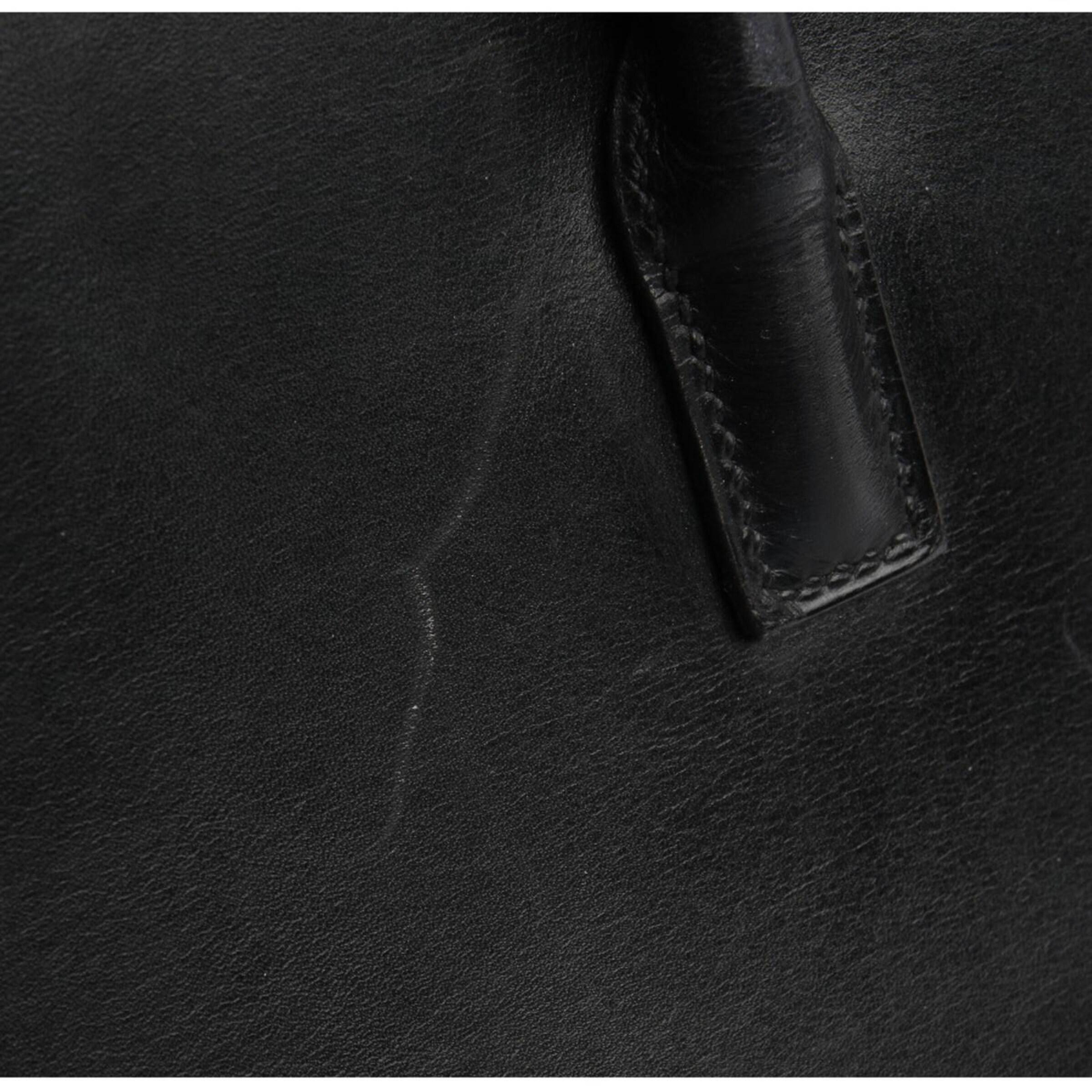 HERMÈS Handtasche One Size in Schwarz