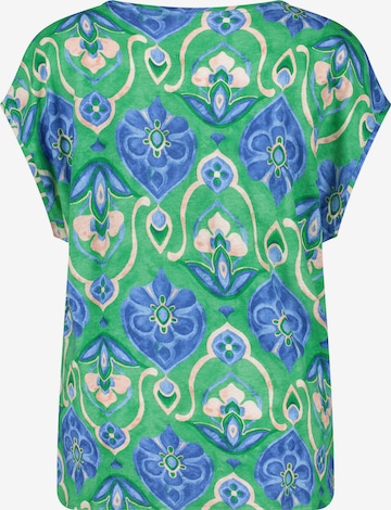 Tricou de la SAMOON pe verde