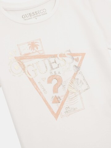 GUESS T-Shirt in Weiß