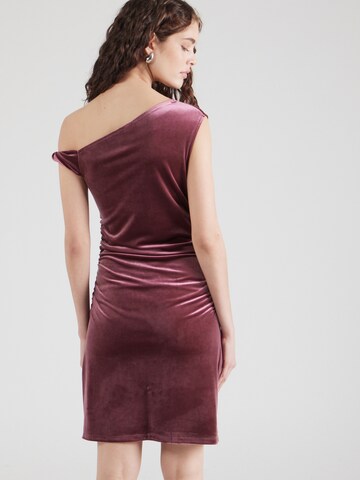 Abercrombie & Fitch Šaty – červená