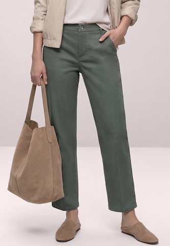 STREET ONE Regular Chino Pants in Green: front