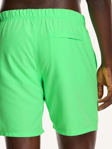 Shiwi Плавательные шорты 'MIKE' в Зеленый