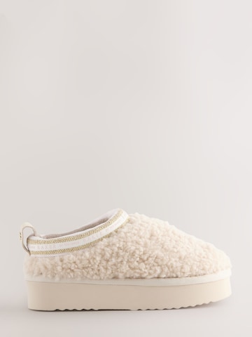 Baker by Ted Baker Low shoe in Beige