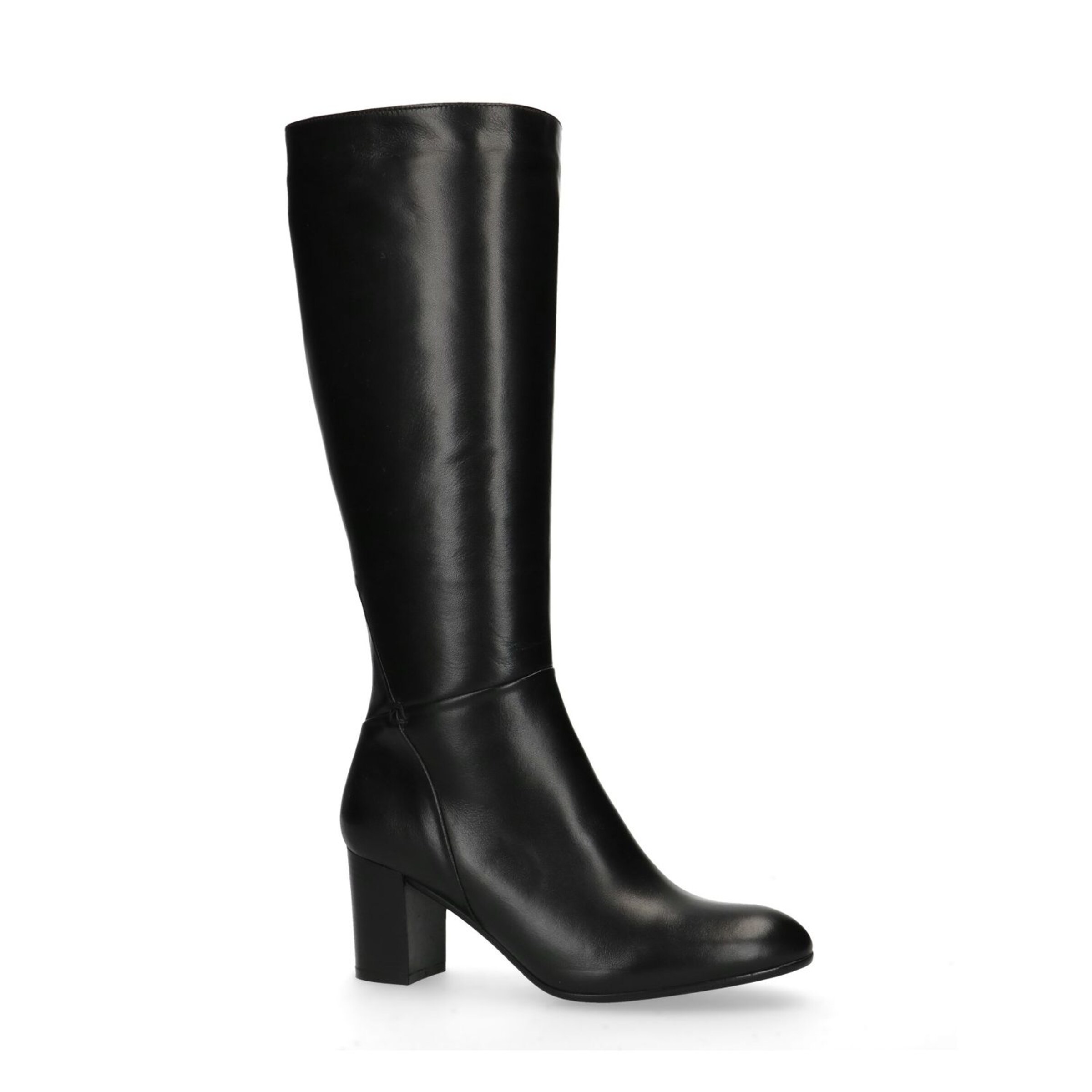 MANFIELD Boots in Black