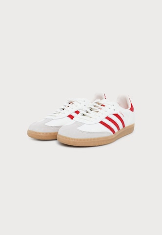 ADIDAS ORIGINALS - Sapatilhas 'SAMBA' em branco
