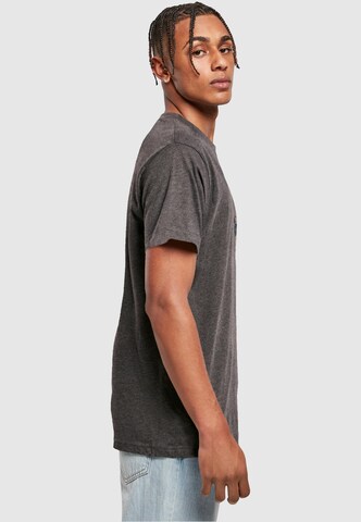 Maglietta 'Weekend Wolf' di Mister Tee in grigio