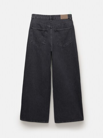 Pull&Bear Wide leg Jeans in Black
