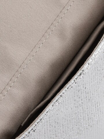 Next Clutch in Zilver