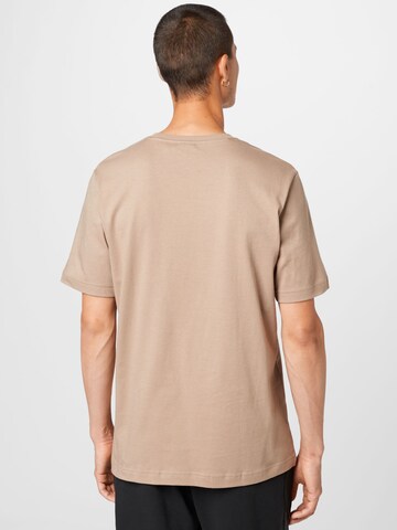 ADIDAS ORIGINALS T-Shirt 'Reveal Essentials' in Braun