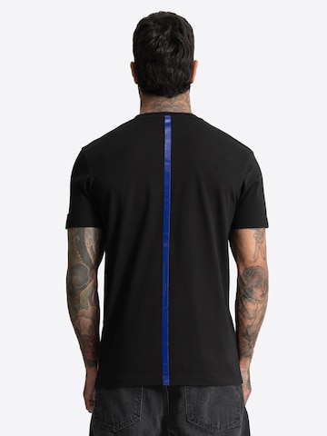 Tricou de la Benlee pe negru