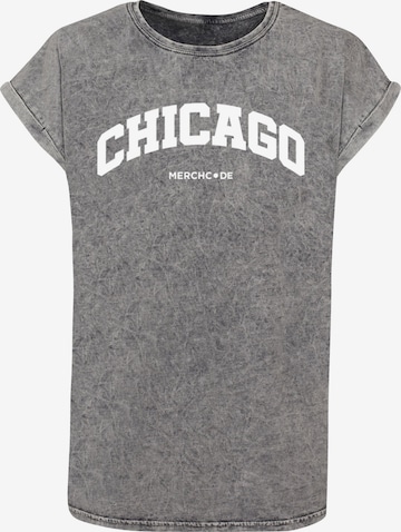 Merchcode T-Shirt 'Chicago' in Grau: Vorderseite