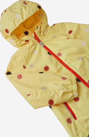 Reima Toiminnallinen takki 'Anise' värissä keltainen