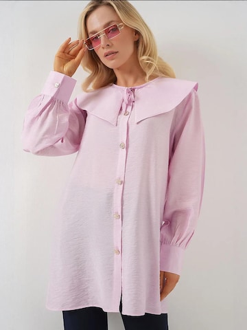 Bigdart Blouse in Pink: front