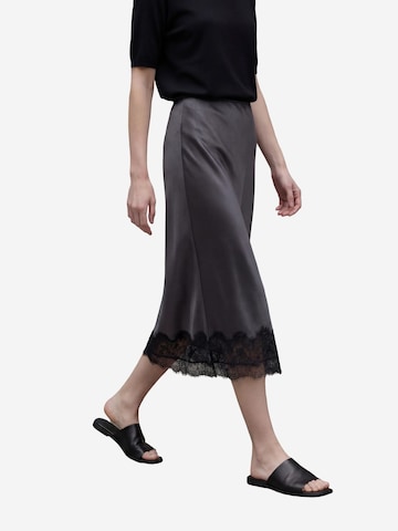 My fashion - Saia em cinzento