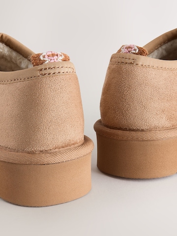 Next - Zapatos bajos en marrón