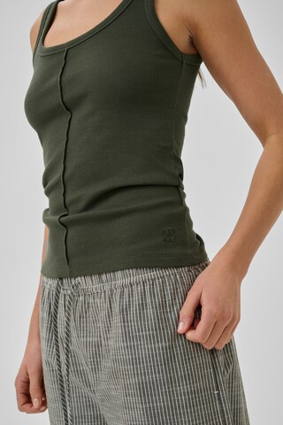 My Essential Wardrobe - Top en verde