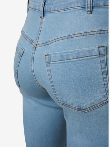 Bootcut Jean 'Ellen' Zizzi en bleu