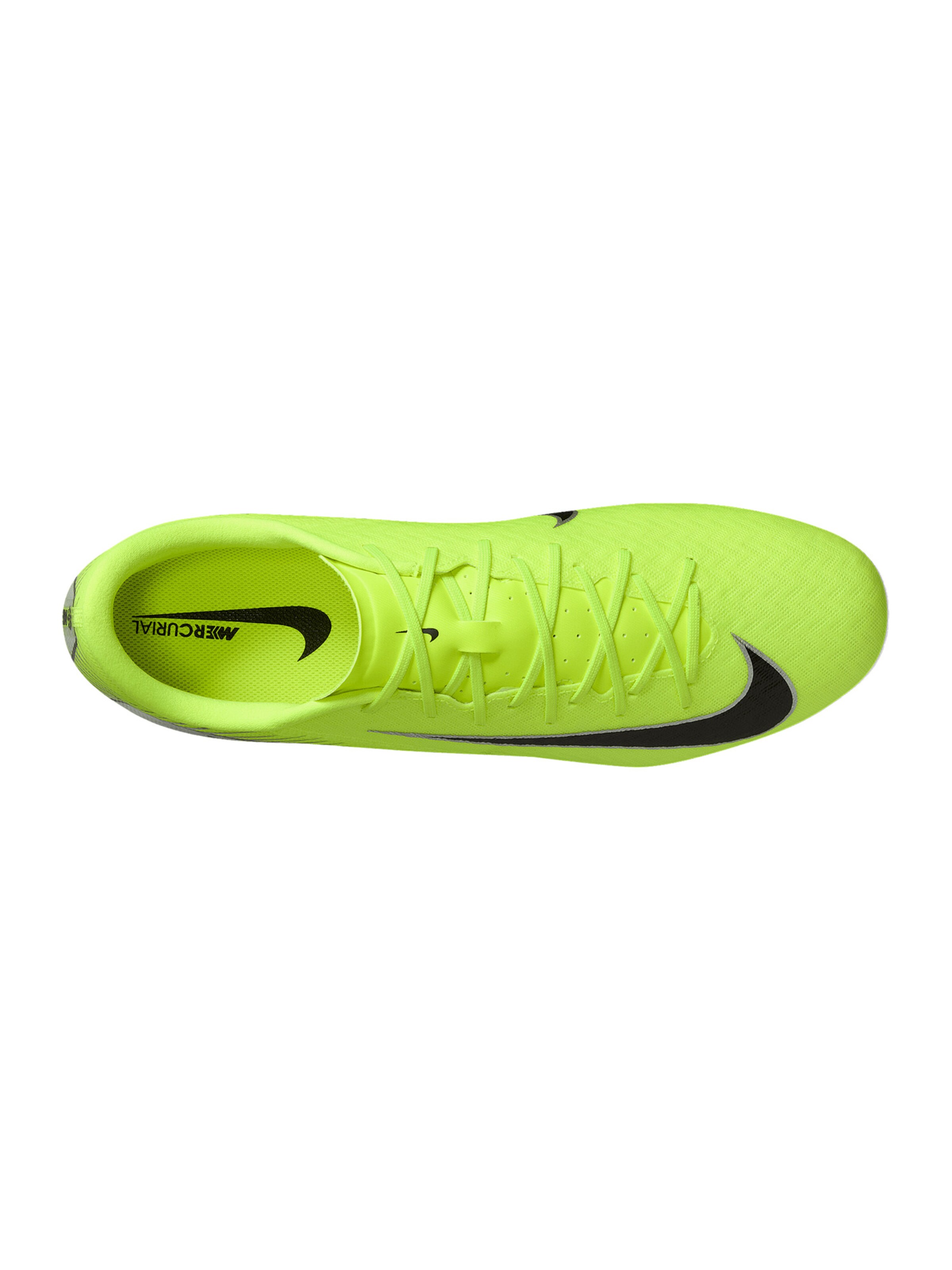NIKE Soccer Cleats in Green