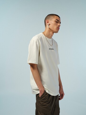 Pacemaker Shirt 'Emre' in White: front