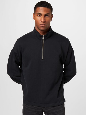 Abercrombie & Fitch Sweatshirt in Zwart: voorkant