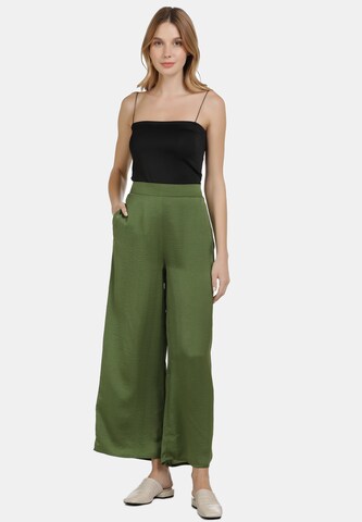 Usha Loose fit Pants in Green