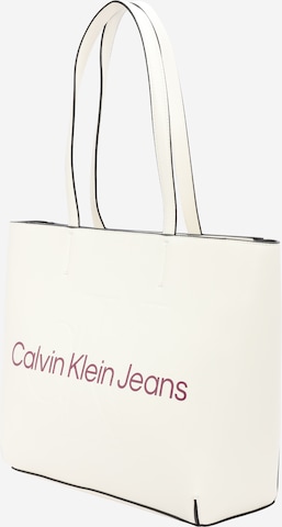 Calvin Klein Jeans Μεγάλη τσάντα σε λευκό