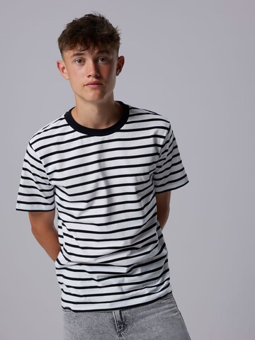T-Shirt NAME IT en noir : devant