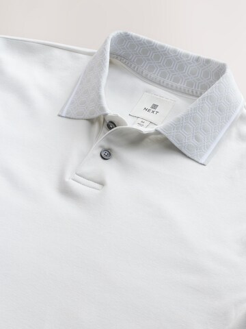 Next - Camiseta en blanco