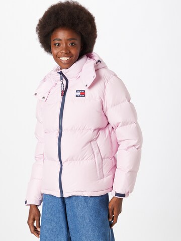 Tommy Jeans Zimní bunda 'Alaska' – pink: přední strana