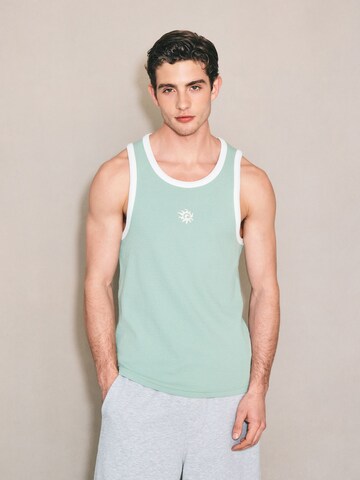 T-Shirt Next en vert : devant