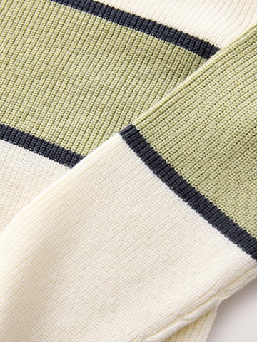 Next Sweater in Mixed colors