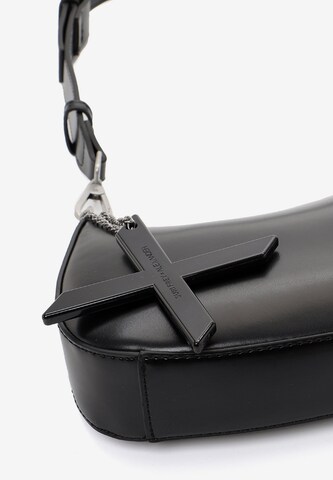 Suri Frey Shoulder Bag 'Suri Frey X Alexander' in Black