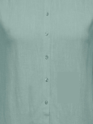 Camicia da donna 'CARSiesta' di ONLY Carmakoma in verde