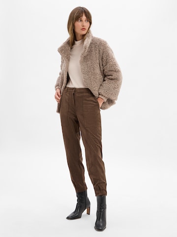 Cambio Regular Trousers ' Kiss ' in Brown