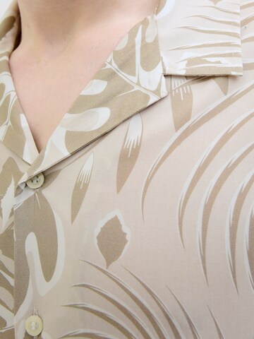 JJ Rebel Comfort fit Overhemd 'JREBBLOOM RESORT' in Beige