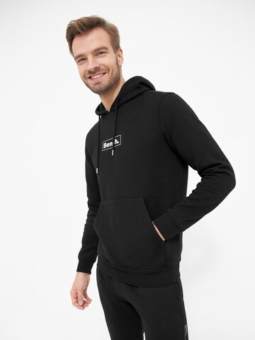 BENCH Sweatshirt 'Bennie 2' in Zwart: voorkant