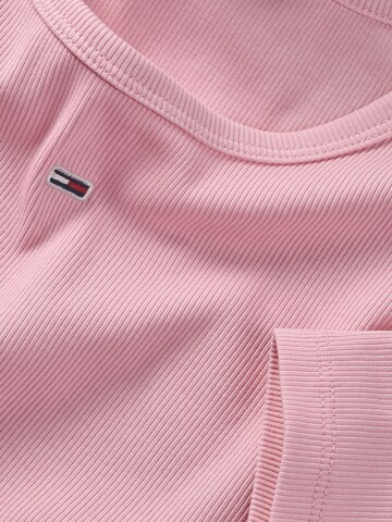 Tommy Jeans Majica 'ESSENTIAL' | roza barva