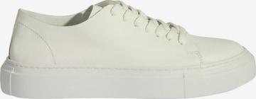 Desa Slip-on 'Beleg' in White: front