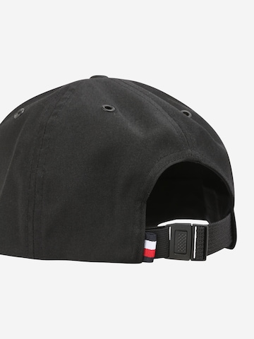 TOMMY HILFIGER Cap in Black