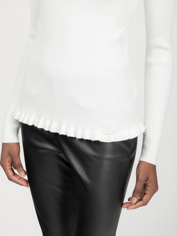 Influencer Sweter w kolorze biały