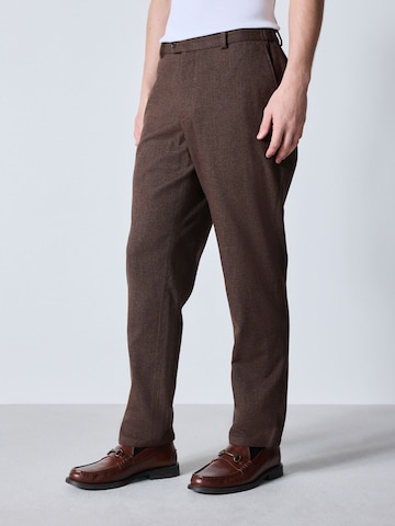 Next Regular Pantalon in Bruin: voorkant