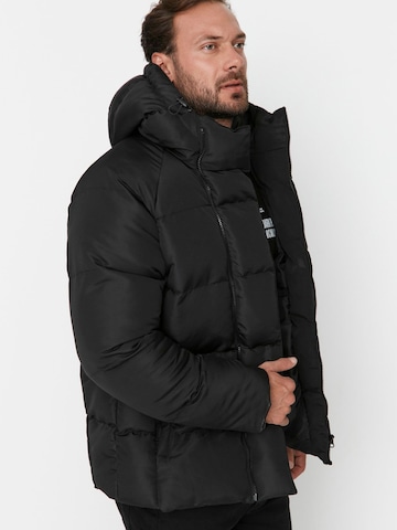 Veste d’hiver Trendyol en noir