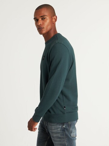 CHASIN' Sweatshirt 'Toby' in Green