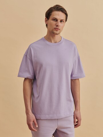 T-Shirt 'Erik' DAN FOX APPAREL en violet : devant