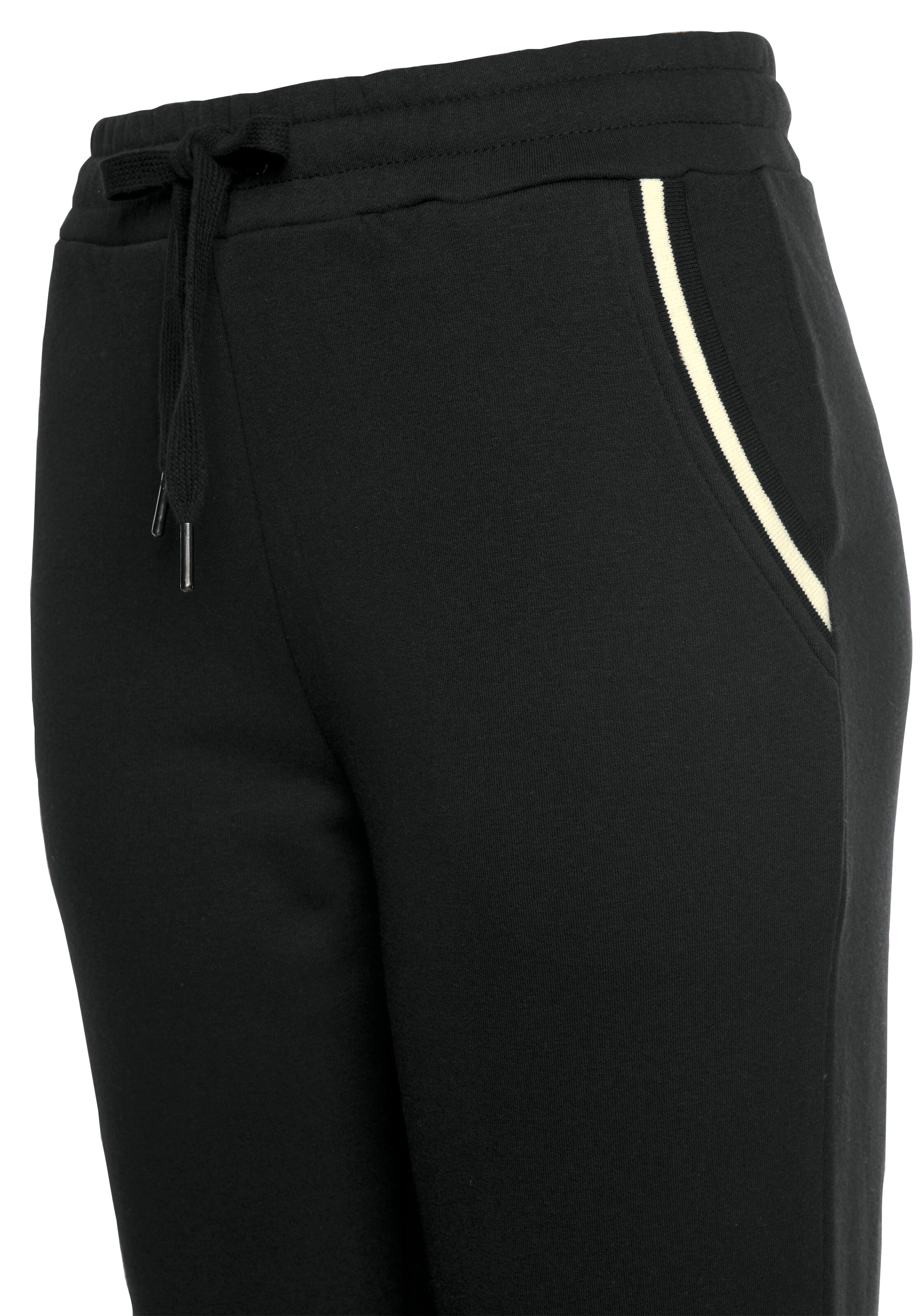 LASCANA Tapered Pants in Black