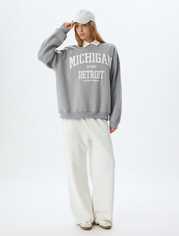 Koton Sweatshirt in Grey