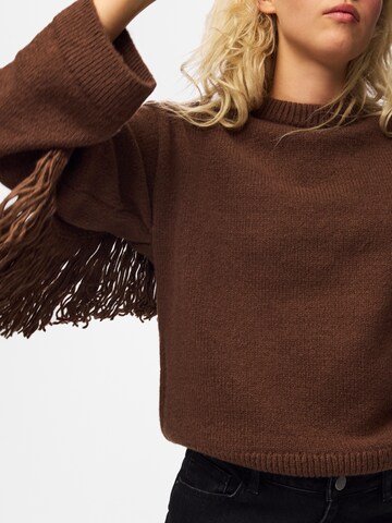 PIECES Sweater 'IVA' in Brown