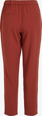 VILA - Tapered Pantalón plisado 'Titti' en rojo